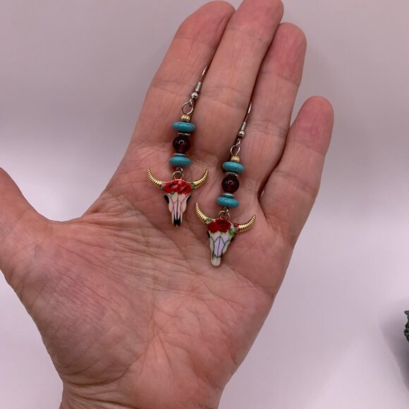 Longhorn Cattle Cow Charms Turquoise Garnet Glass Beads Handmade Earrings LR136 - Picture 4 of 4